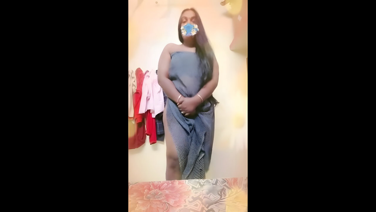 priya malar strip her dress and dance