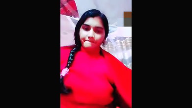Indian girl showing boobs  pussy in VC
