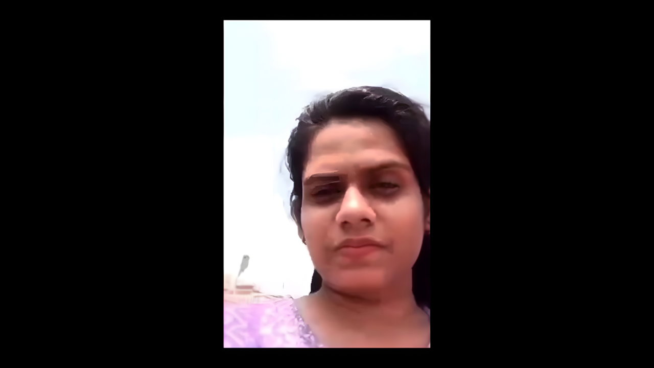 Big Boobs Indian Girl Showing