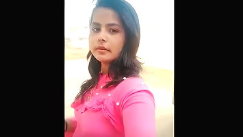 Cutie Bhabhi NIppls SHow LIkiee
