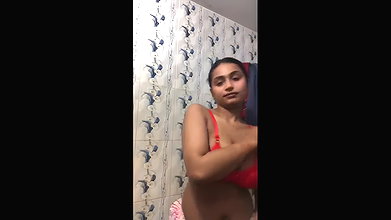 dark nipple girl nude bath
