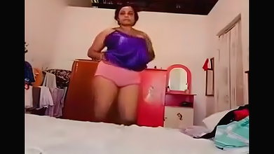 Indian aunty showing her boobs