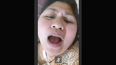 Aunty Fingering on video call