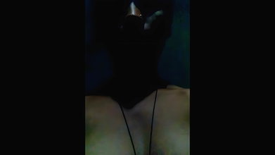 Aunty closely show her naked body