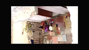 Padosan Ka Nanda Shower