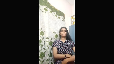 Beautiful Big Boobs Tamil Girl Showing Her Sexy Boobs In A Selfie Video