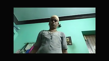 Gauthami Bhabhi Shower MMS