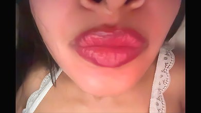 16 sexy licking