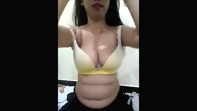 Desi Stripchat Kiara Bitchh Full Face Pussy Boobs 2