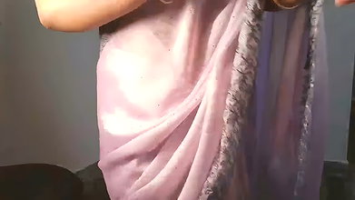 gleaming butterfly Webcam Video   5 Minutes StripTube