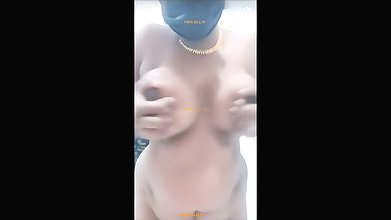 Telugu aunty Fingering her pussy