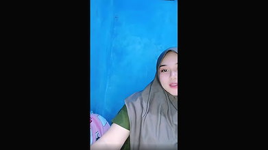 hijabi girl live nude show