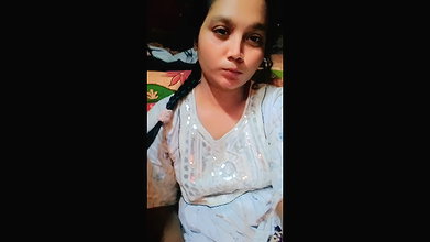 Poor desi girl strips naked to record her nude MMS