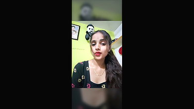 Sy Shrishti Stripchat beautiful girl face