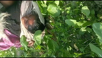 Sardarji fucking randi in jungle ,she moaning