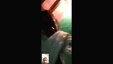 Aunty showing her wet pussy on vc