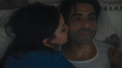 Shweta Basu Intimate Liplock Romance Scene – Jubilee