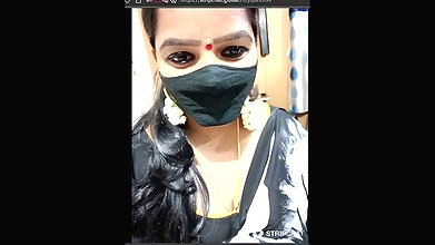 Akshaya Premium Nude Show On Tango
