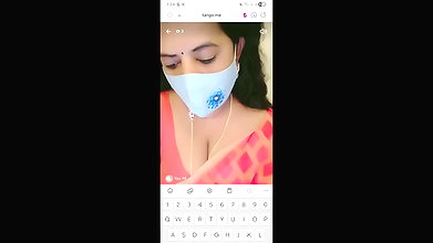 Telugu aunty show her huge boobs