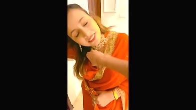 Dusky Horny Paki Wife Riding Fucking Hard