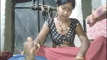 Hot and sexy fucking her cremei pussy