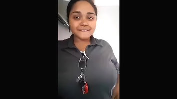 Sexy Teen girl boobs show
