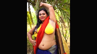 Rusha ~ Saree Fashion with Towel Underwear ~ Fashion Ullas