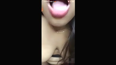 Soniyaa Bhabhi’s Steamy Masturbation Scene Indian Sex MMS