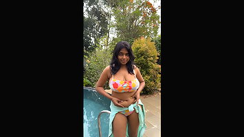 watersoule huge boobs and navel in bikini