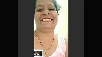 Desi Beautiful Aunty Cute face