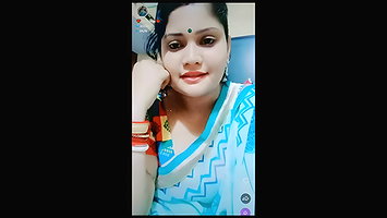 Desi Bhabhi LoveMe Nude Show
