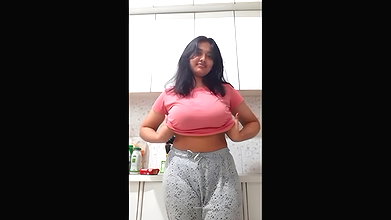 boob dabake chut dikhayi