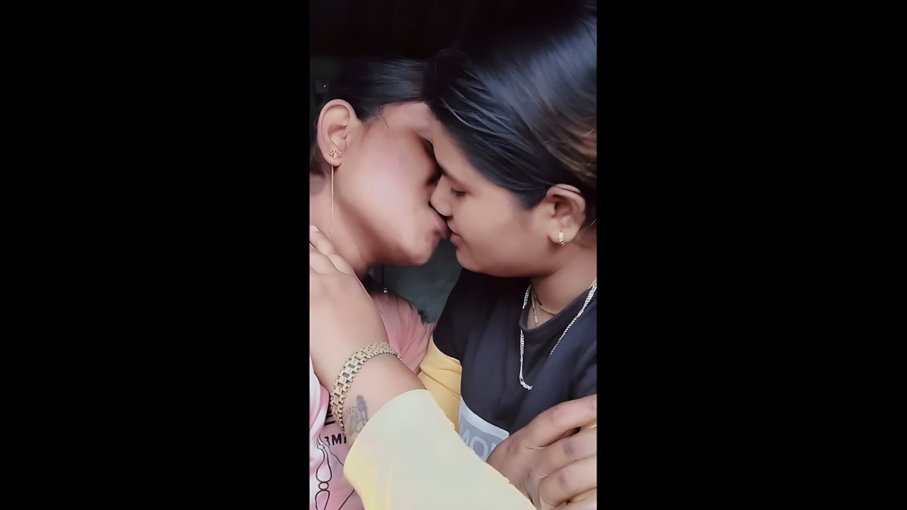 Indian Sex MMS Leak Goes Viral on Telegram Groups