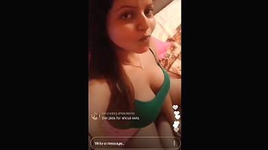 Desi Bhabhi With Big Melons