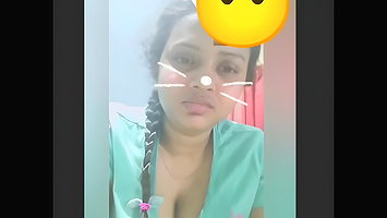 Bengali girl showing to Lover
