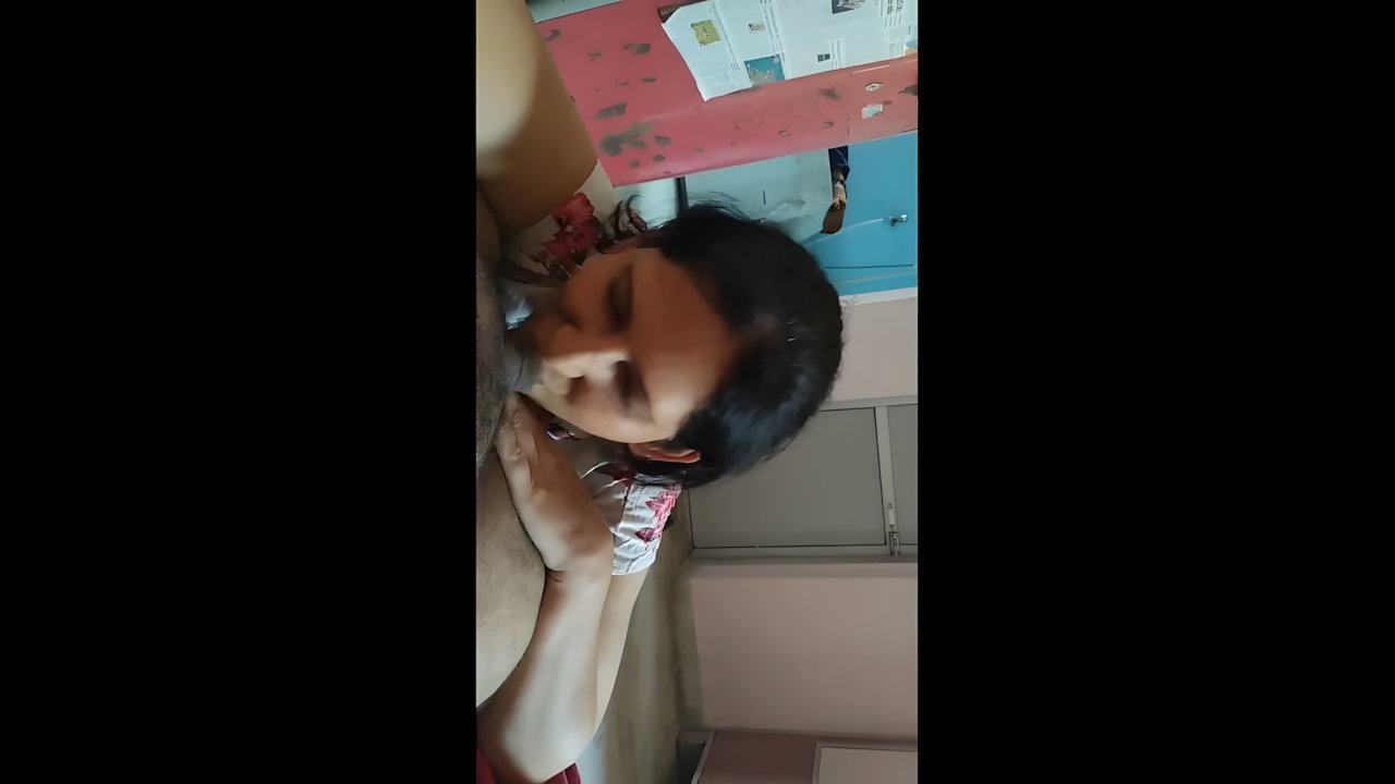 South Indian Milf Sucking Dick in My Desi MMS