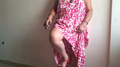Hot Summer Girl Shilpa Taboobreakers on Heat Trying to Cool MILF