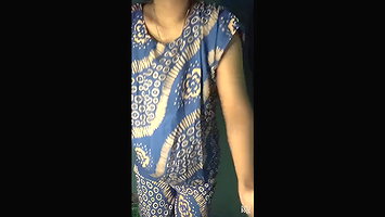 Desi Kavi Nude Dance on Cam Show