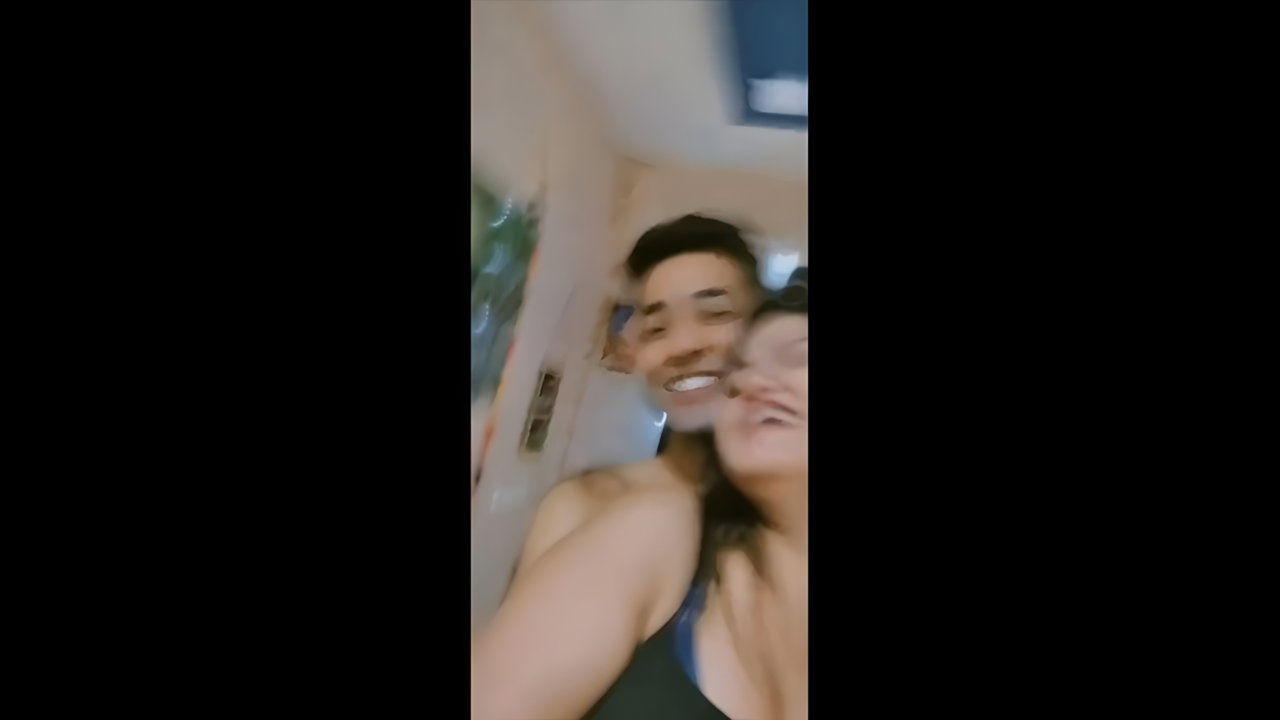 Beautiful Girl Giving Blowjob in Indian Sex MMS