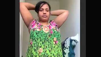 Desi village aunty nice body