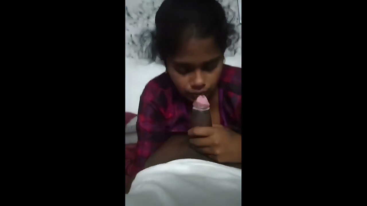 Young girl blowjob mms video Indian Sex MMS scandal