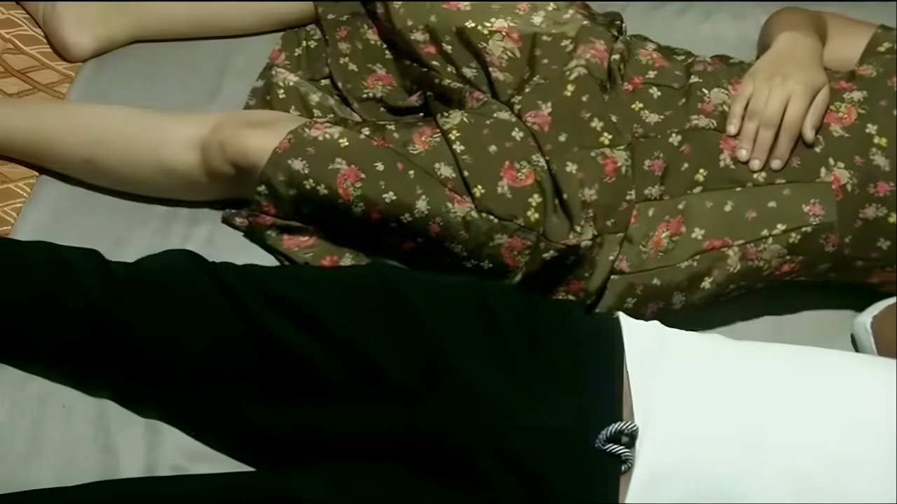 Chachi Showing Her Sexy Ass in Indian Sex MMS Video