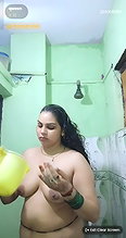 Desi Bhabi Nude Bath MMS Leaked Online