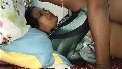 Hot housewife riding hard in Indian Sex MMS