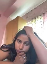 Mature Indian Girl Fingering Shaved Pussy – Indian Sex MMS