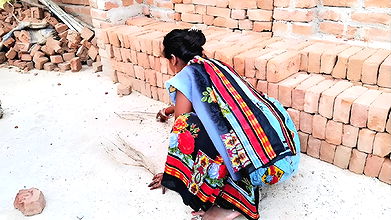 20 years old beautiful lady servent  hard fucking first time her malik