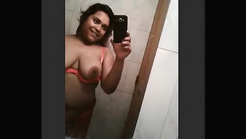 Bengali Chubby Gf Mirror nude Show hot Expression