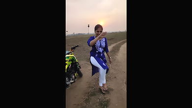 Beautiful chubby girl hot dance chubby thighs