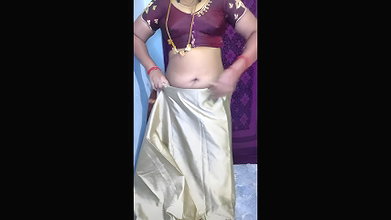 Tamil Aunty Silk Saree Draping