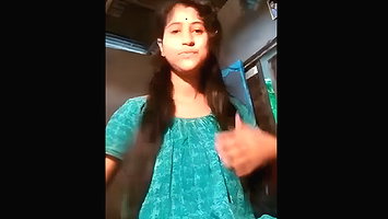 Desi girl showing her big tits 1